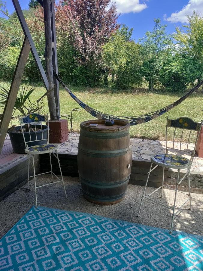 Chez Chapelle In The Heart Of The Gascony With Pool And Hot Tub Lägenhet Auch Exteriör bild