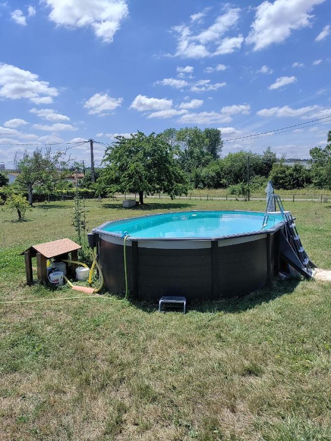 Chez Chapelle In The Heart Of The Gascony With Pool And Hot Tub Lägenhet Auch Exteriör bild