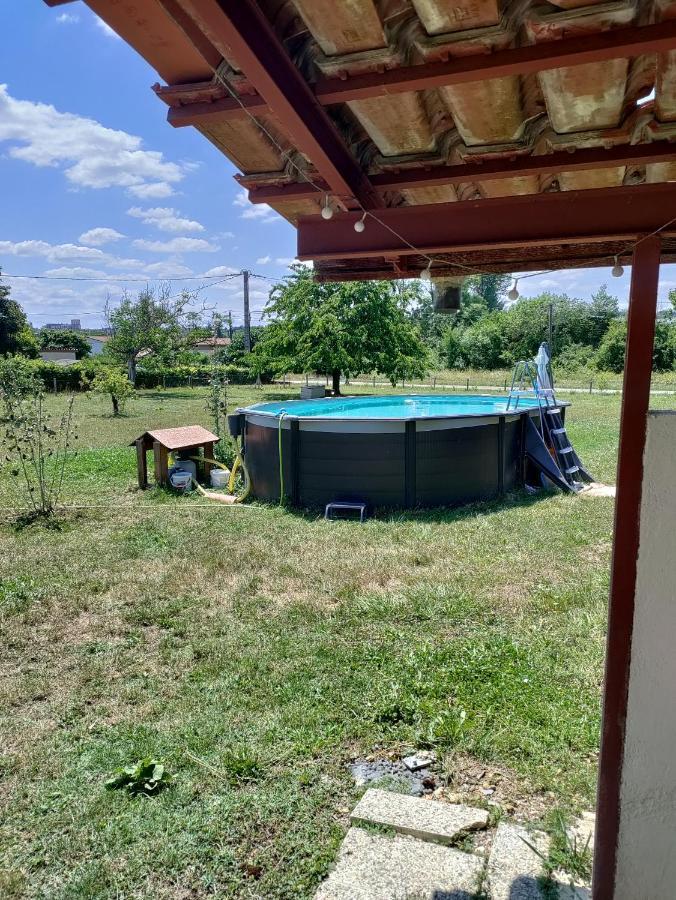 Chez Chapelle In The Heart Of The Gascony With Pool And Hot Tub Lägenhet Auch Exteriör bild